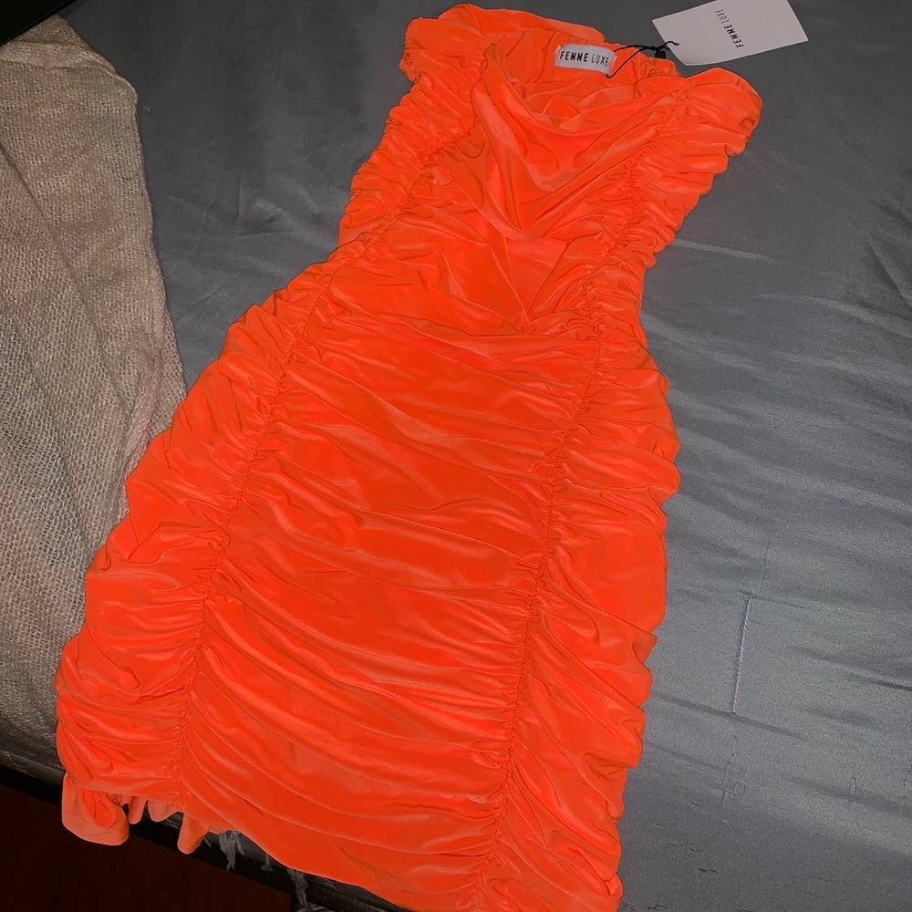 Dress - Picture 4 of 5